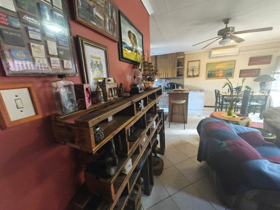2 Bedroom Property for Sale in Pellissier Free State